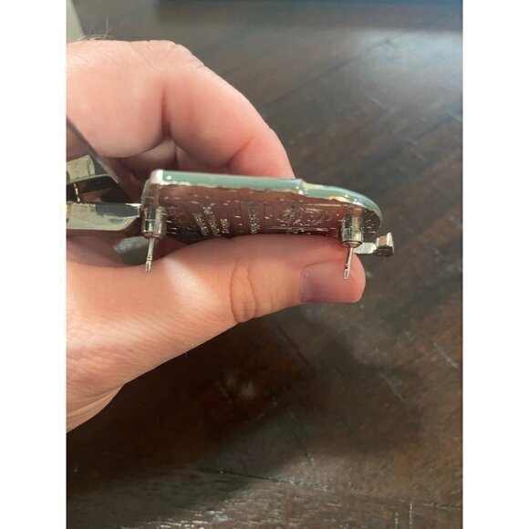 Star Wars Boba Fett Large Helmet Metal Trading Pin with Hinge - Picture 8 of 8